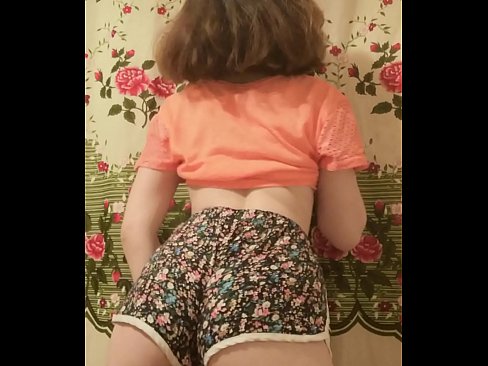 ❤️ Секси млада мадама сваля шортите си пред камерата. ❤ Порно в bg.sexygirlspics-com.ru ️❤